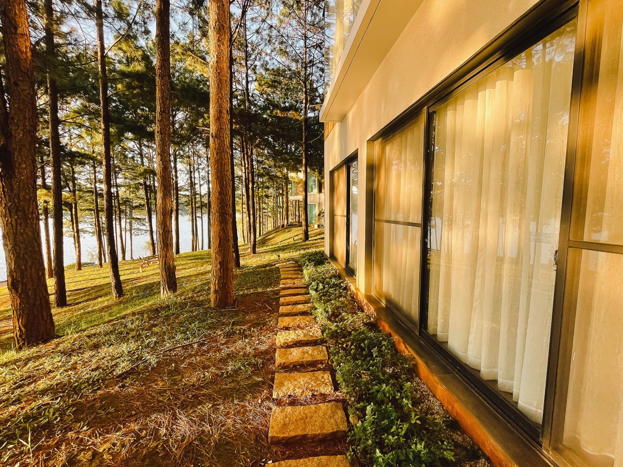 Terracotta Hotel & Resort Dalat Exterior photo